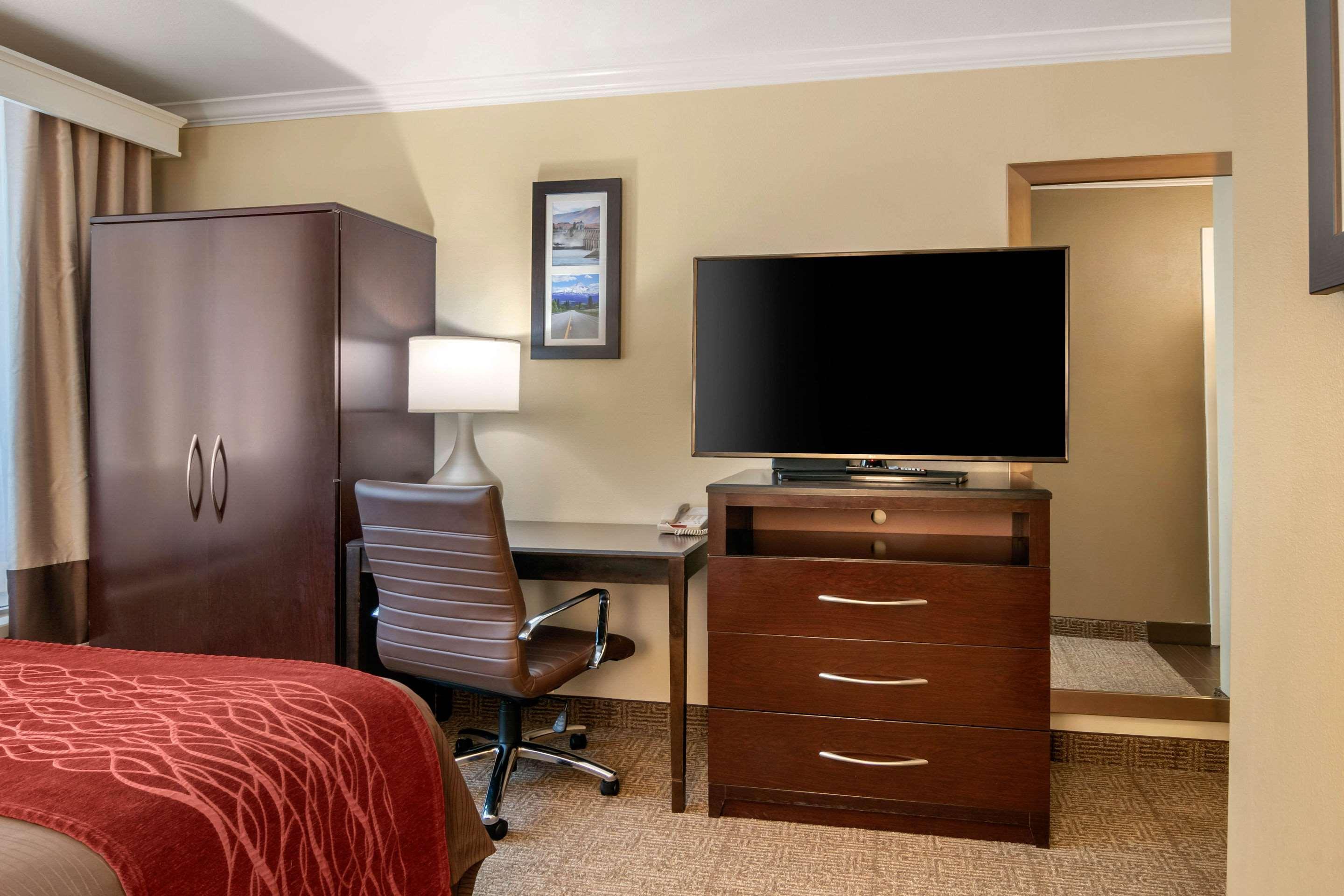 Comfort Inn Columbia Gorge The Dalles Bagian luar foto