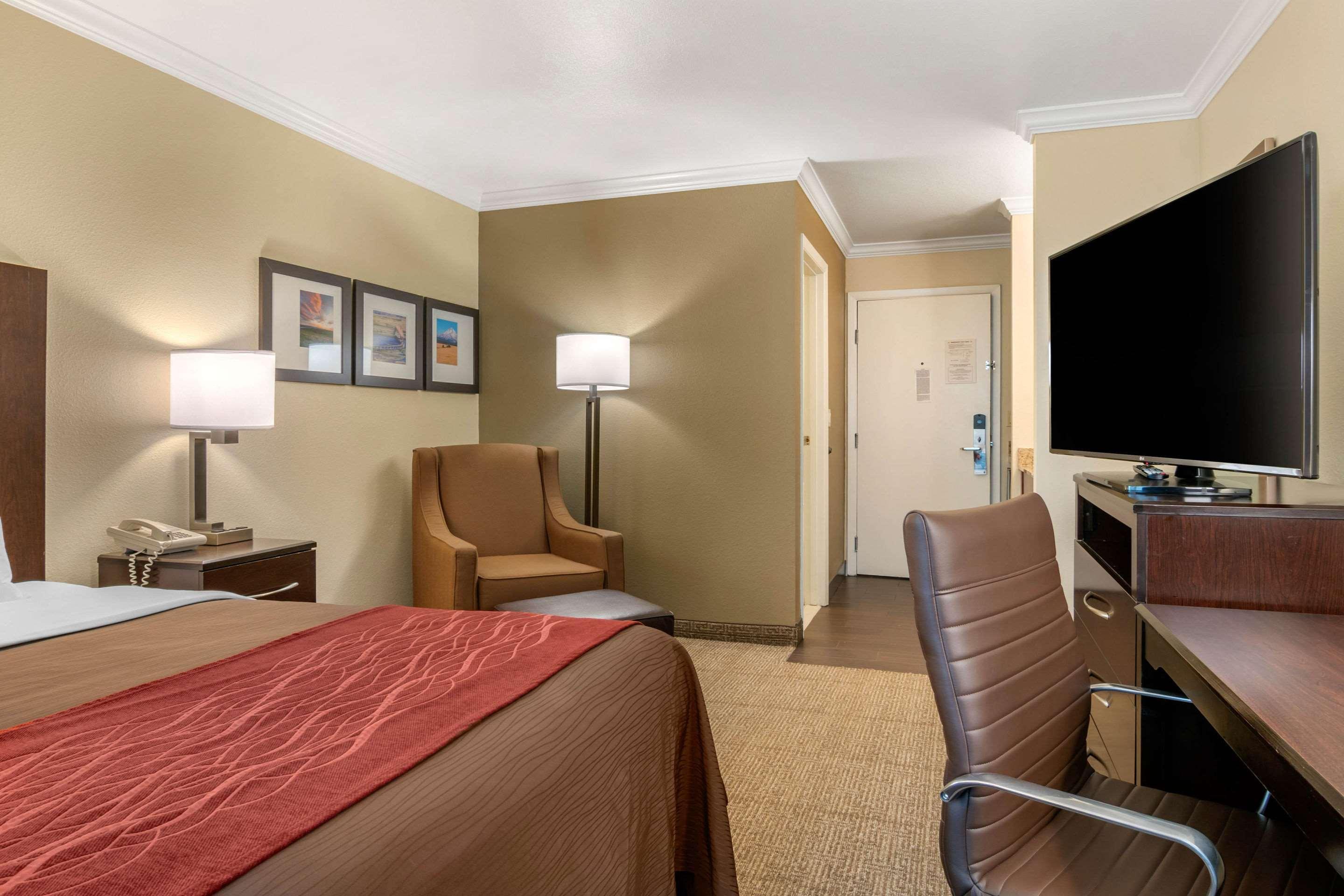 Comfort Inn Columbia Gorge The Dalles Bagian luar foto