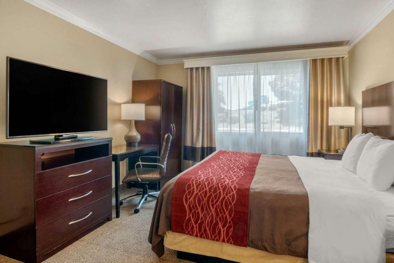 Comfort Inn Columbia Gorge The Dalles Bagian luar foto